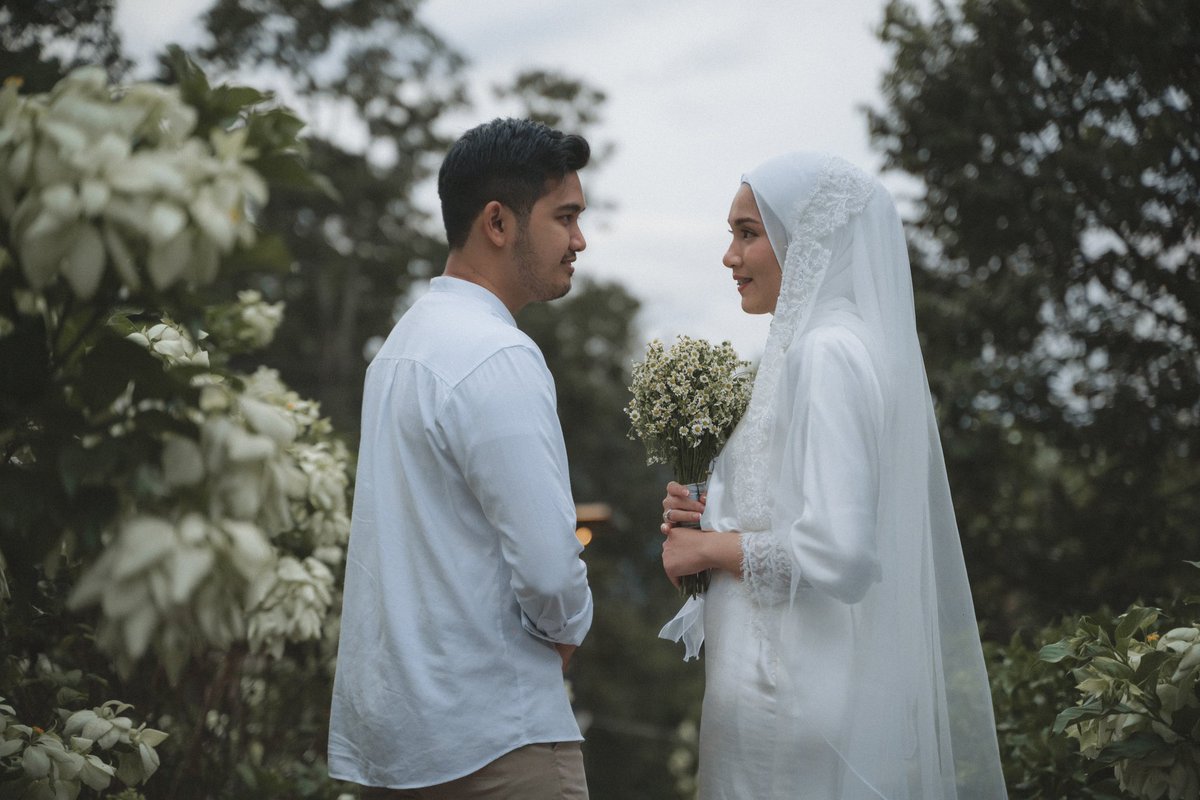 HaroqsMedia's tweet photo. Engagement of Miersya &amp; Zaid 💕

If korang nak video tunang, nikah &amp; sanding, 
Click je link ni https://t.co/5xVQSJQyeV

#photographerwedding #weddingday https://t.co/O7YdfmeneI