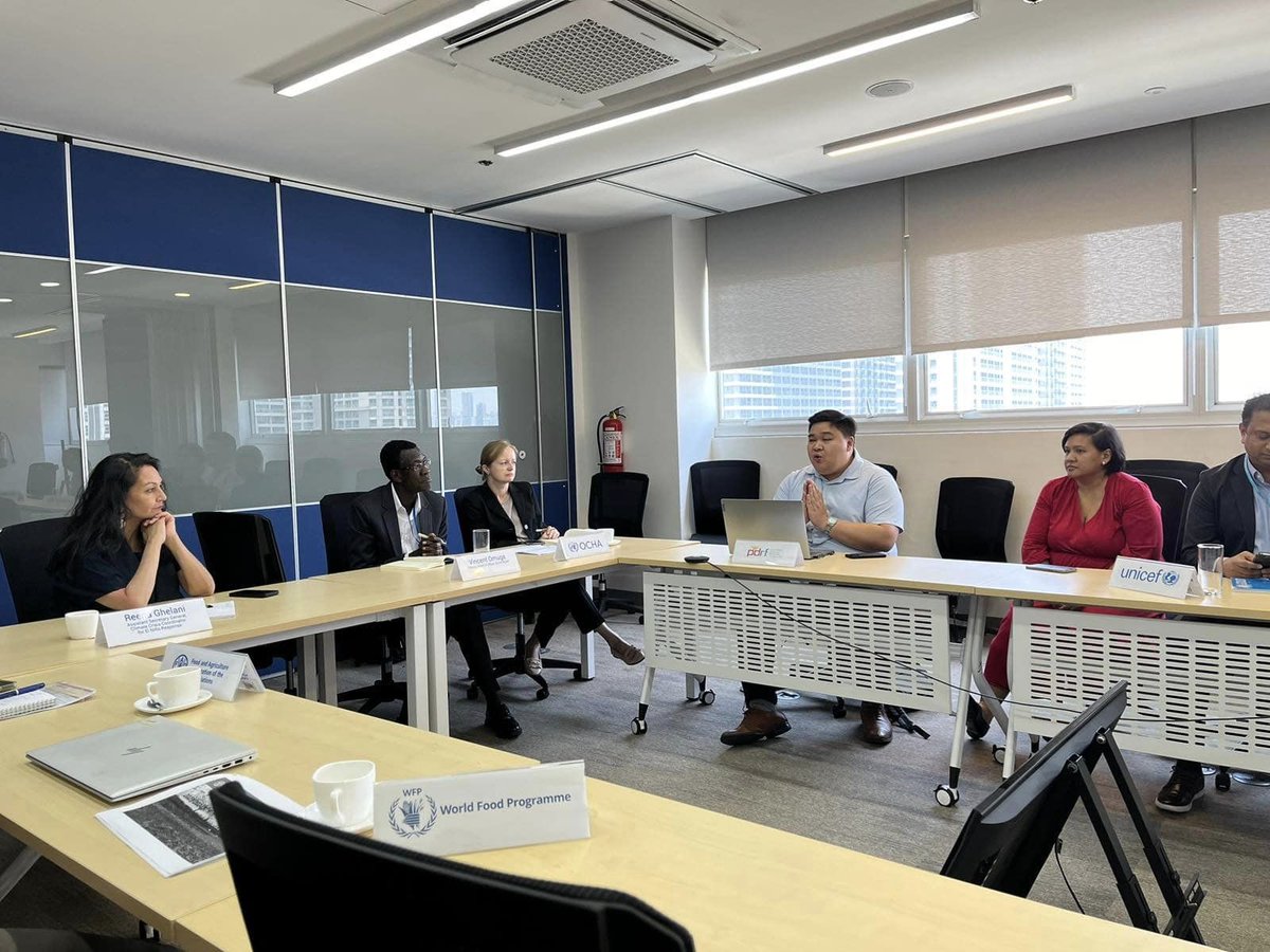 We’re happy to see @rghelani UN Assistant Secretary-General and Climate Crisis Coordinator & Vincent Omunga, Deputy Head of @OCHAAsiaPac, meet our CBi network @ThePDRF who coordinates private sector disaster response efforts. Photo: @OCHAPhilippines