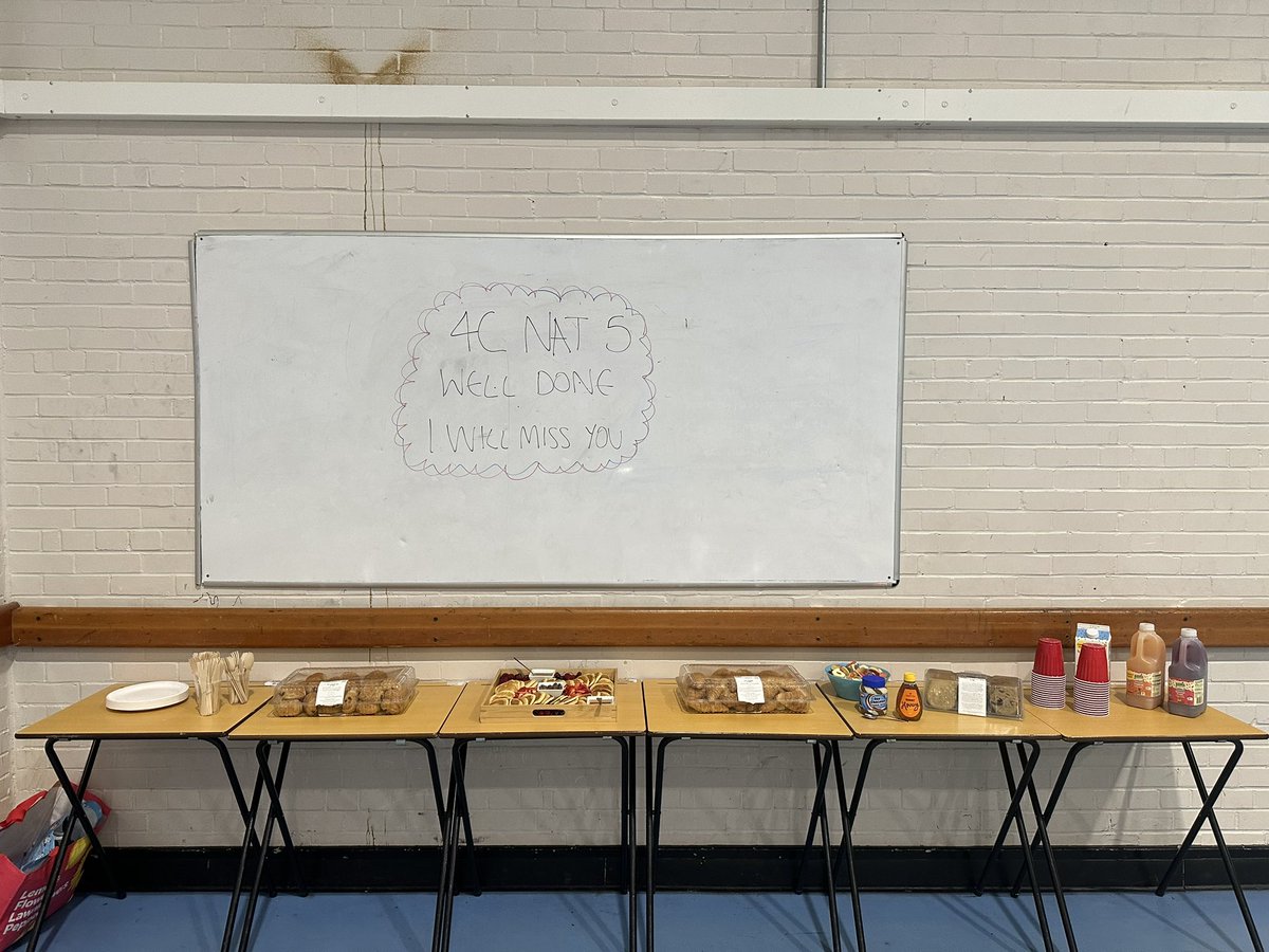 Miss Barr PE tweet media