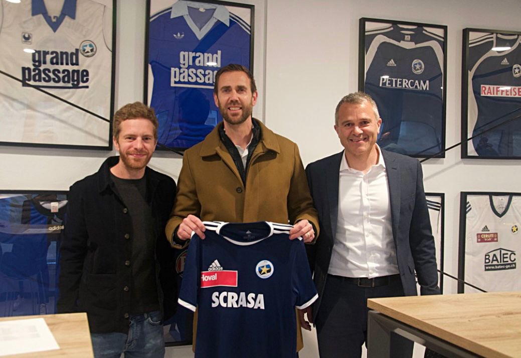 Etoile Carouge FC a eu l’honneur de recevoir Claudius Schäfer, CEO de la Swiss Football League, lors du match contre le FC Basel U21 hier soir. Un grand merci pour cette visite. #ensemblecarouge #etoilecarougefc #PromotionLeague #swissfootballleague @News_SFL @sfv_asf