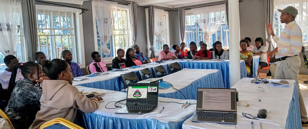 @alive_programme team will conduct assessment of #LifeSkills and #Values among adolescents [13-17 year olds] in Kisumu, Nyeri and Taita Taveta Counties from 22nd to 25th April. The assessment targets 1,125 households.
@davidalelah2 is currently leading training in Kisumu.