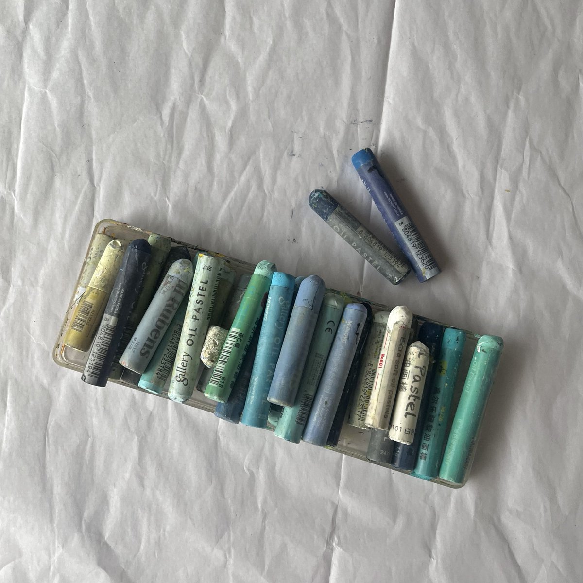 lyene_nn's tweet image. The Palette                                The Piece