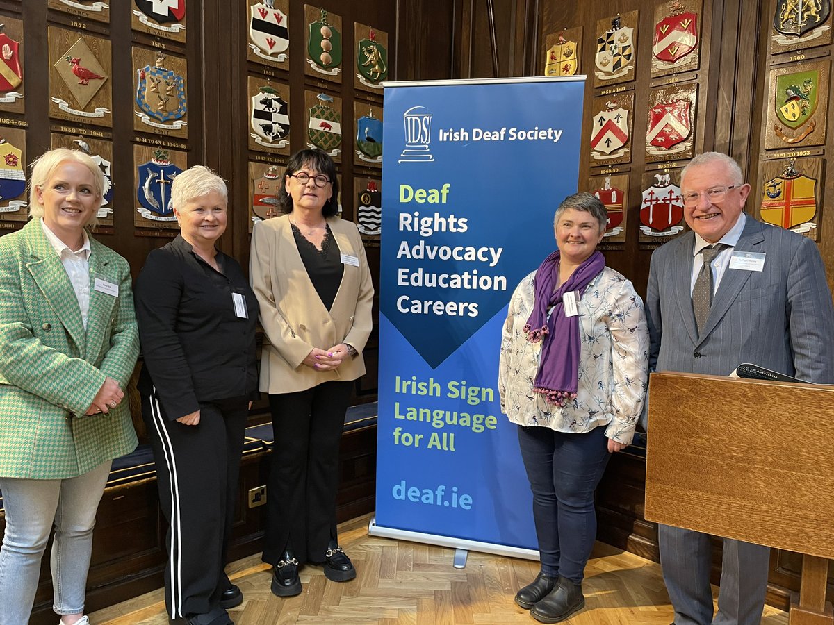 Today the @irishdeafsociety are hosting the #FutureLearningAndWork conference, a great opportunity to meet #guidance colleagues but also some really stark findings about #unemployment and #underemployment in the #Deaf Community