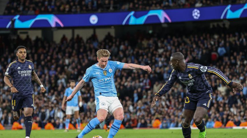 Football by Ouss tweet media