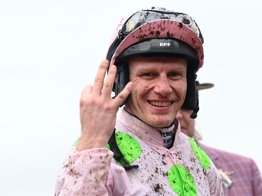 ✅ Paul Townend booked to ride BIALYSTOK in the Scottish Champion Hurdle.