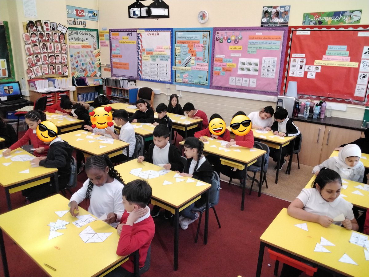 LeighPrimary's tweet image. This morning, 4H were learning how to convert mixed fractions into improper fractions. They then worked in pairs to justify their answers to their partner. @voice21oracy @leightrustb8 #fractions