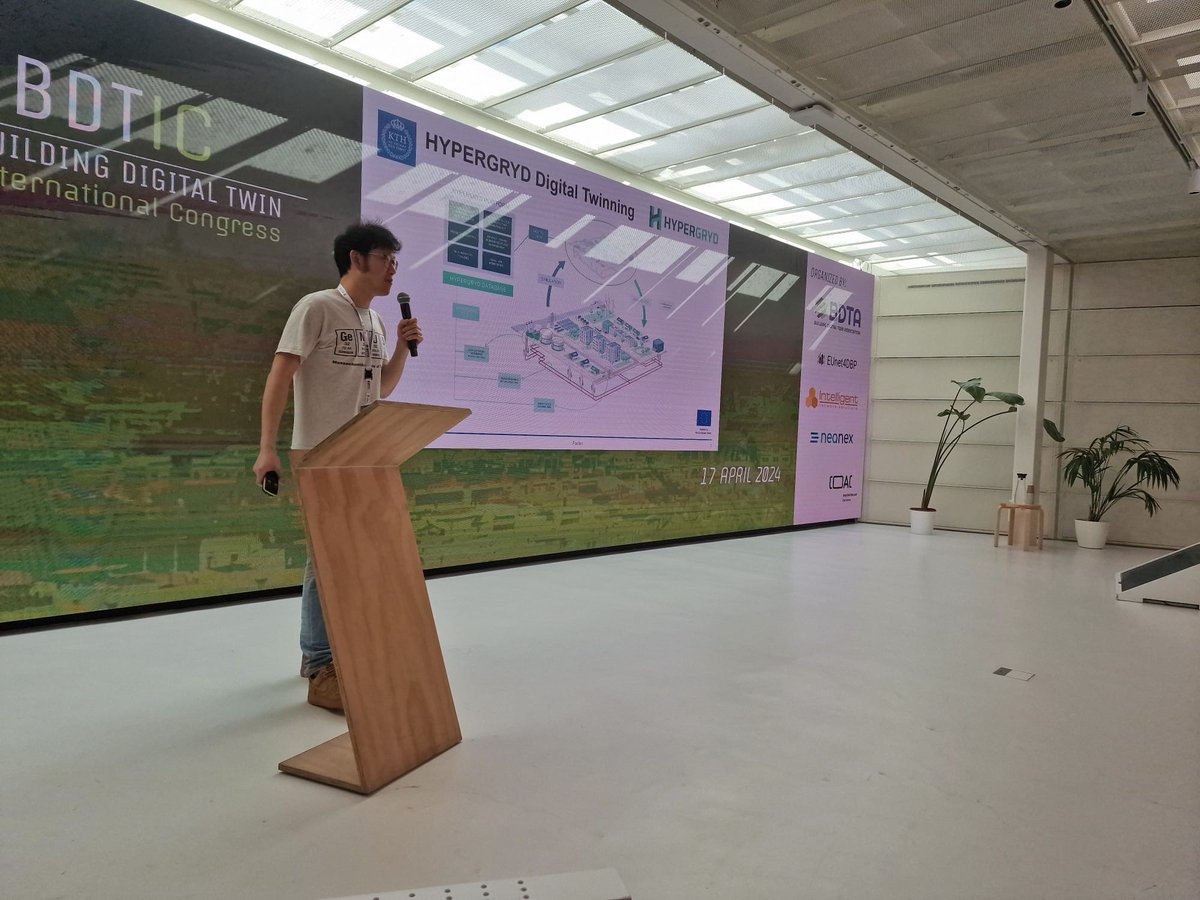 📢@hypergryd at #BDTIC!
👏Qian Wang, @KTHuniversity, presented some use cases and solutions KTH developed in Hypergryd using digital twinning techniques to unlock energy sector coupling for flexibility potentials
#energytransition #renewables #districtheating #DHC #SmartGrids