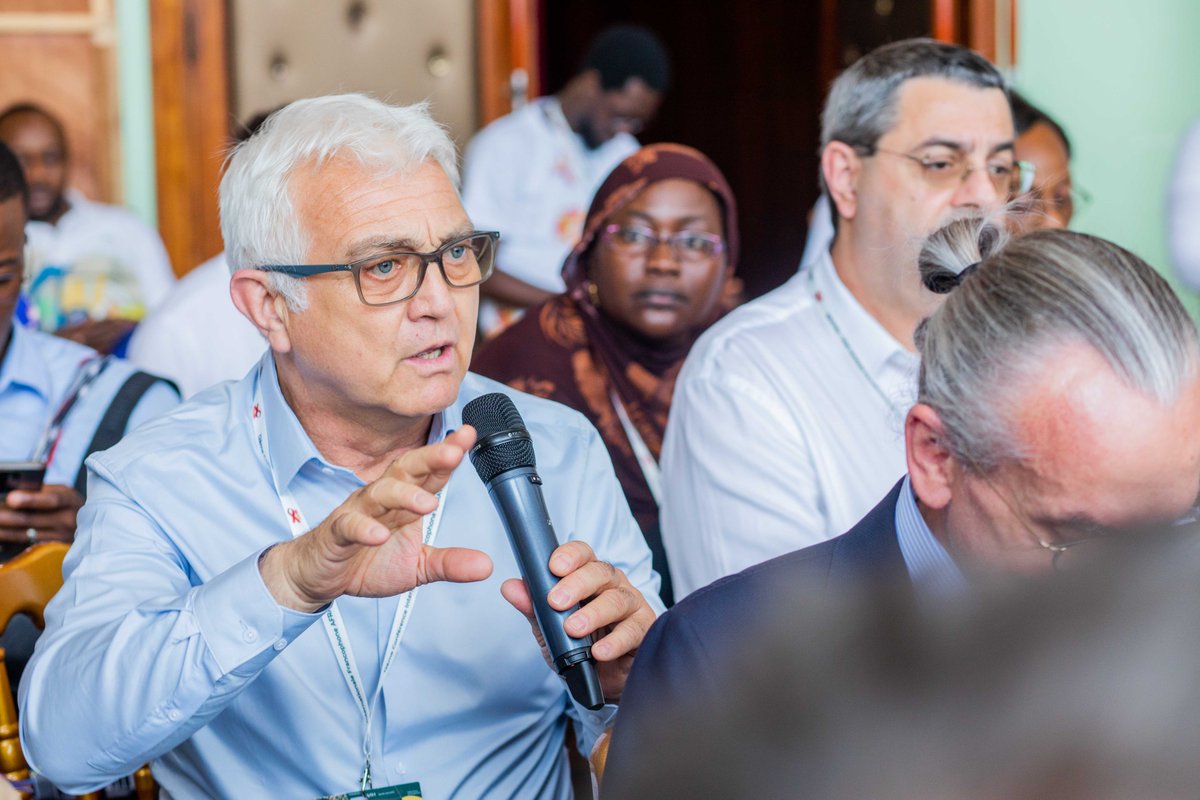 🔍Aujourd’hui, environ 30% des personnes vivant avec le VIH se présentant pour une prise en charge ont une infection #VIH à un stade avancé.
🗣️ L'Initiative en a fait un sujet majeur à l'<a href="/AFRAVIH/">AFRAVIH</a>, retour sur notre table ronde avec un thread #AFRAVIH2024 ⤵️