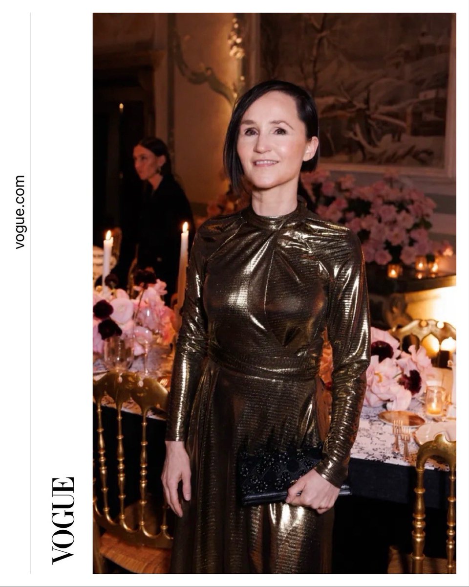 from the lovely CHANEL NEXT Prize celebration dinner in Venice 💜 very nice article in Vogue vogue.com/slideshow/chan… #CHANEL #CHANELNextPrize #CHANELCulturefund @CHANEL @la_Biennale @voguemagazine