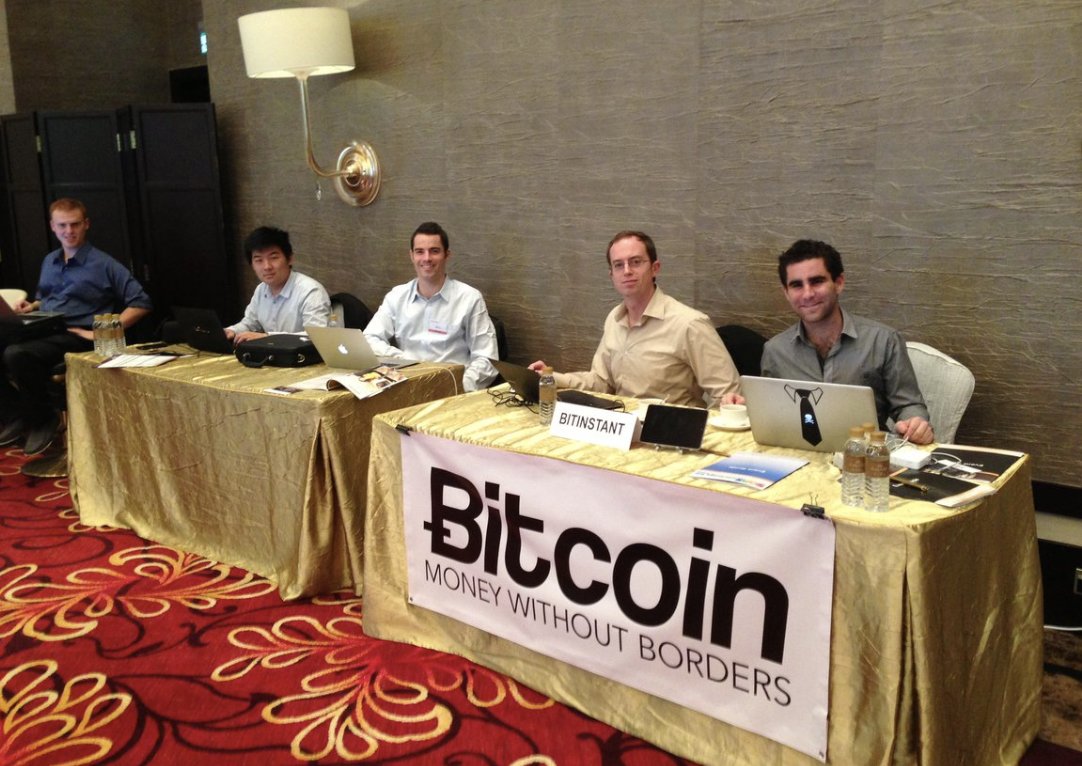 ✨ Legends celebrating the 1st #Bitcoin halving when the price was $12 in  2012