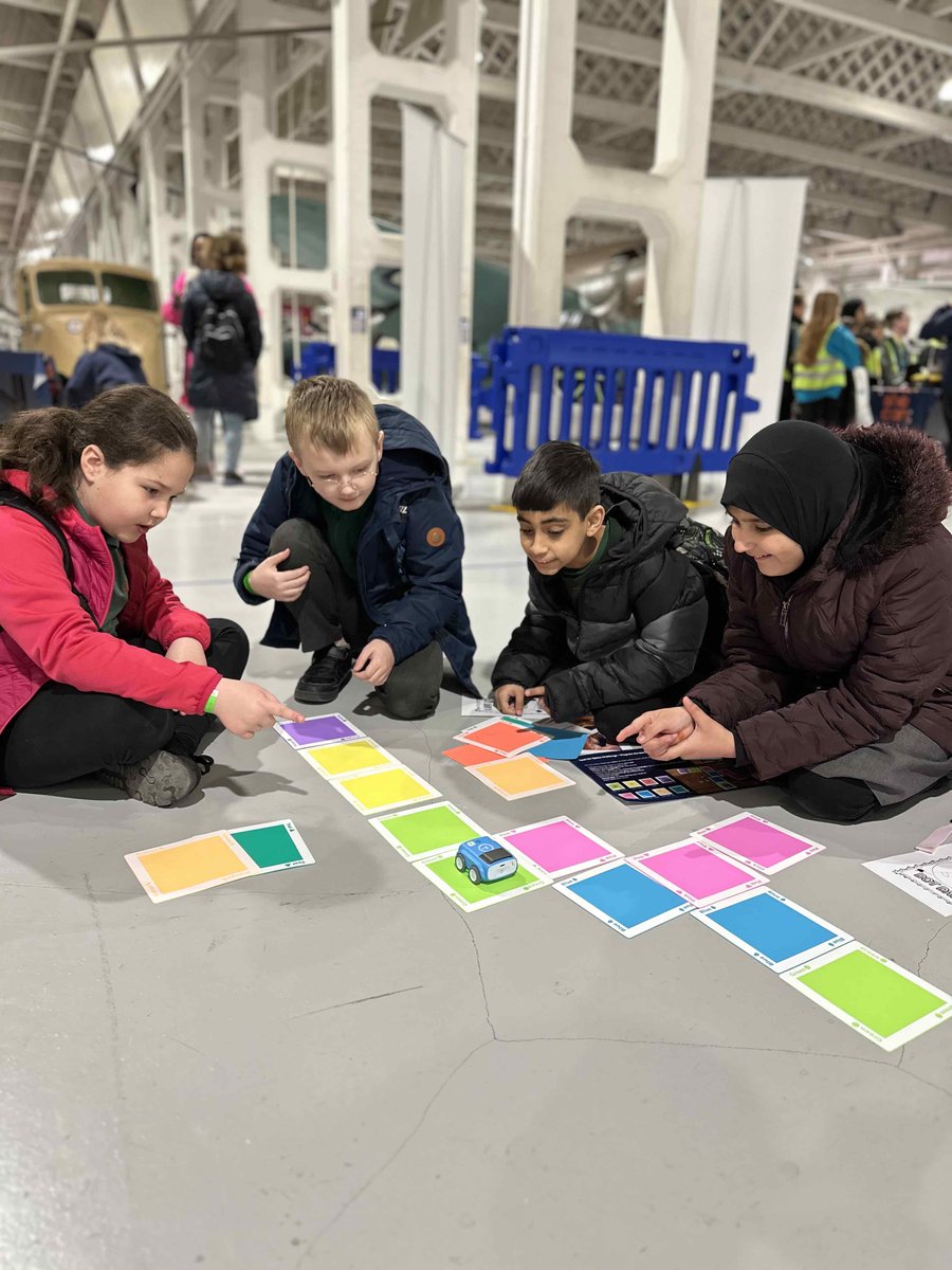 Tech_She_Can's tweet image. A jam packed day of fun for children and teachers to showcase the power of STEM across the RAF and beyond. The children were able to see a range of both military and STEM based career options. Thanks @rafyouthengage @rafstemlearning for a super day!

#ChangeTheRatio #TechCareers