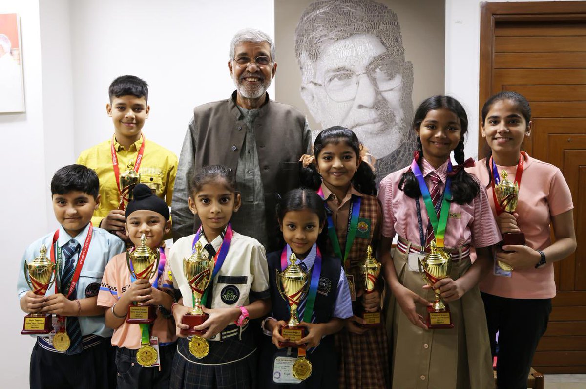 I was proud to have had a good conversation with some of the brightest kids who are gold medalists of the @Olympiadexams. They came to my office with their parents and mentors. बड़े मियां तो बड़े मियां, छोटे मियां सुभानल्लाह.