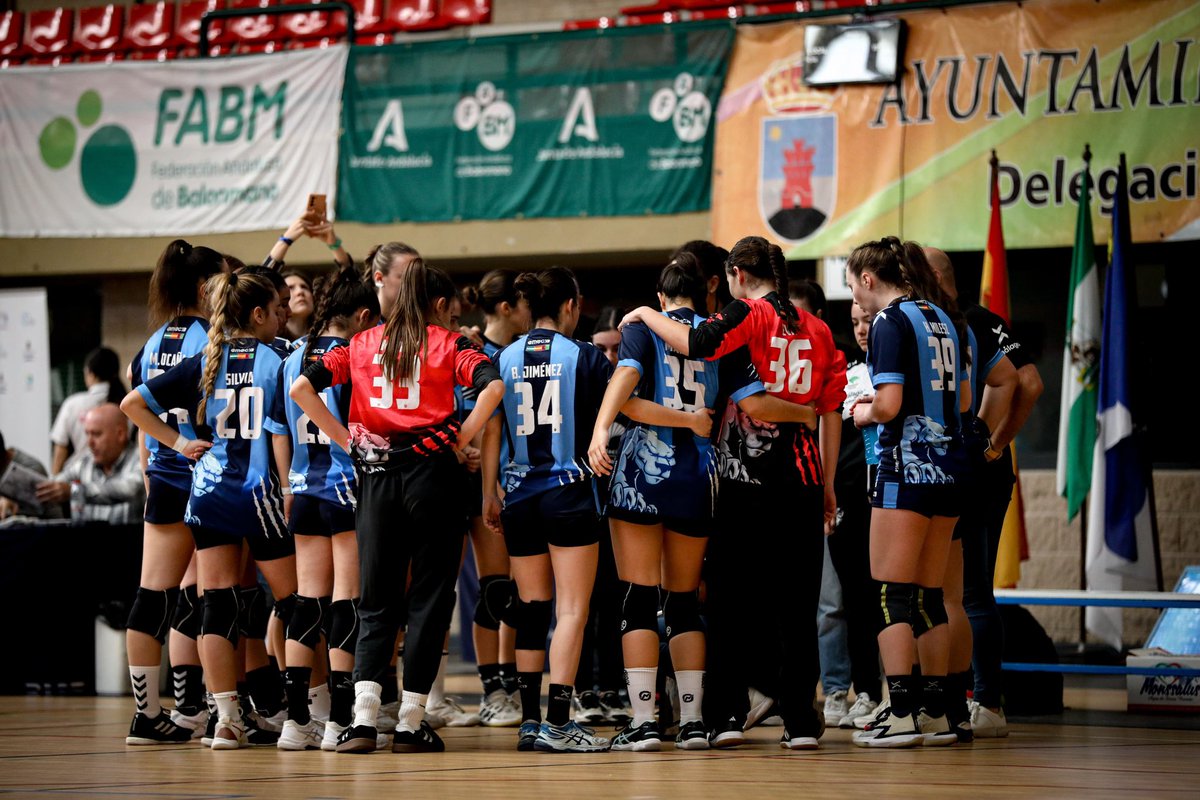 🚨 ¡Rivales #JuvFem en la Fase Zonal! ✅ Sector D 📍 @BMPozueloCva 📍 @Bmmislata 📍 @AnaitasunaBM 📅 26-28 abril 🏟️ Pozuelo de Calatrava (Ciudad Real) ⚫️⚪️ #SomosPanteras