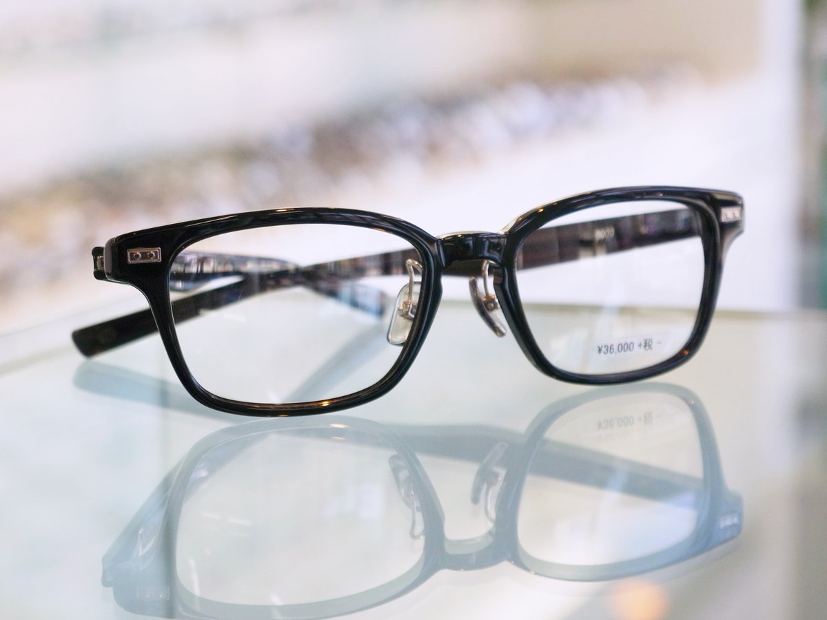 9999byhayashi's tweet photo. 【999.9 Review”AP-32（AP-30 series） 】
#フォーナインズ #眼鏡 #メガネ #AP32 #アドバンスドプラスチックフレーム #ウェリントン
MORE INFO↓
https://t.co/tYiAr5rReh
#山口県 #防府市 #ハヤシメガネ #フォーナインズ専門店 常時1000本以上在庫!
999.9”2023-2024モデル”発売中! https://t.co/1rudKnKFGE