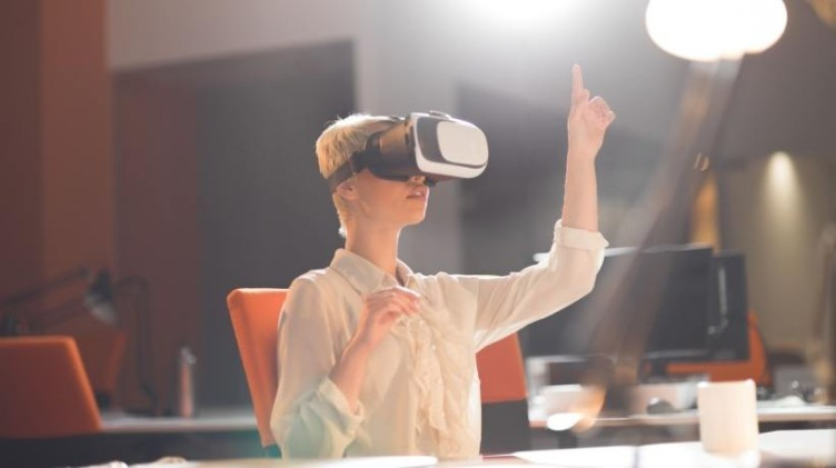 eraser's tweet photo. AR And VR Simulations Are Reshaping The Future Of Learning. Christopher Pappas ∴ 🌿@cpappas en @eLearnIndustry #elearning #VR #AR #virtualrelity #realidadVirtual #augmentedReality #realidadAumentada #future #learning #aprendizaje
https://t.co/NuatRvBXlX https://t.co/CRR6DgyW9v