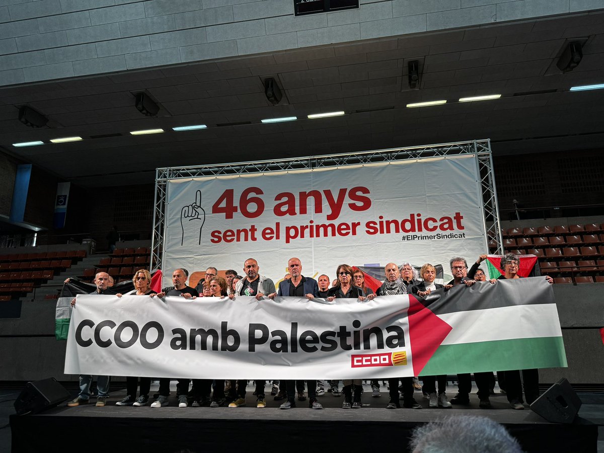 Hoy, en el cierre de la ASO y con casi 3000 delegados y delegadas de CCOO Catalunya, no podía faltar el grito de #StopGenocidi Es de extrema urgencia parar el genocidio en Gaza. Que no quede en el olvido de la sociedad. No se puede mirar hacia otro lado.