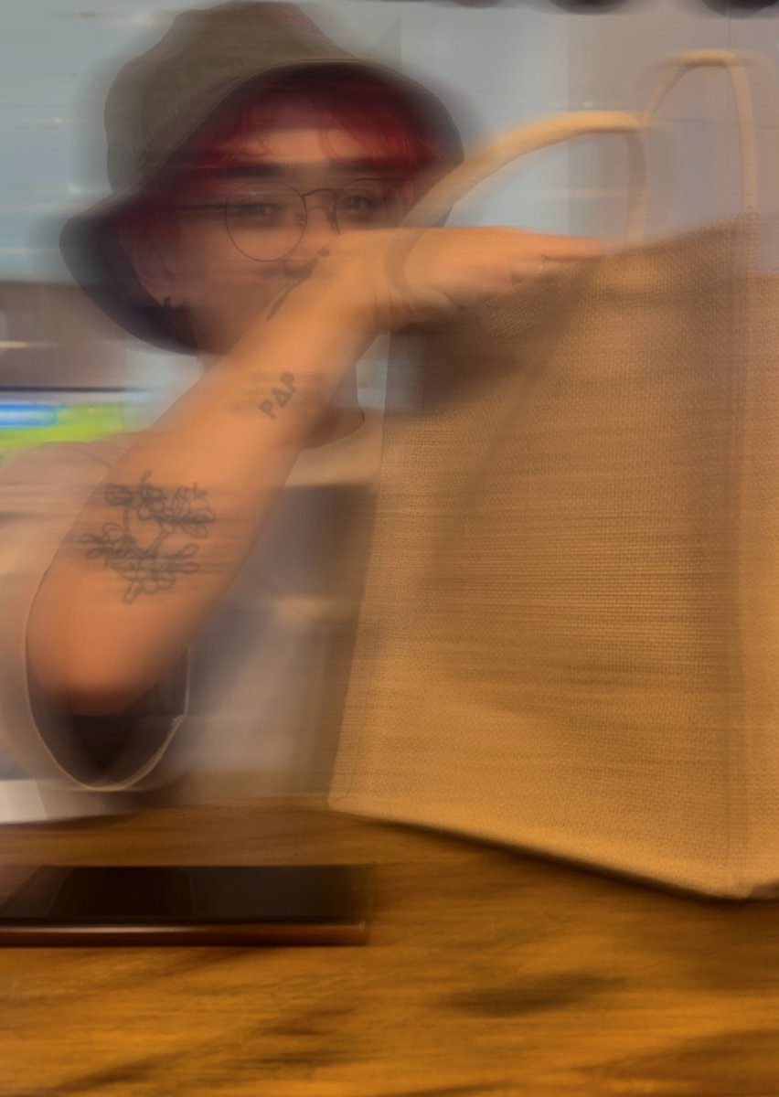 pisoniocho's tweet photo. missing you and your music or something 😮‍💨

@ocho3x https://t.co/lExwFjDjjl