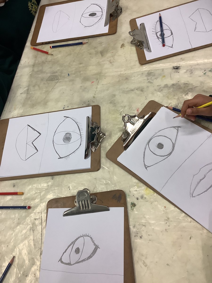 stjamesb21's tweet photo. Year 4 are having a wonderful time at Walsall Art Gallery. They are currently using different elements of art to create different pieces of artwork 🧑🎨🎨#learningoutsideoftheclassroom https://t.co/4JMDkDY7NU