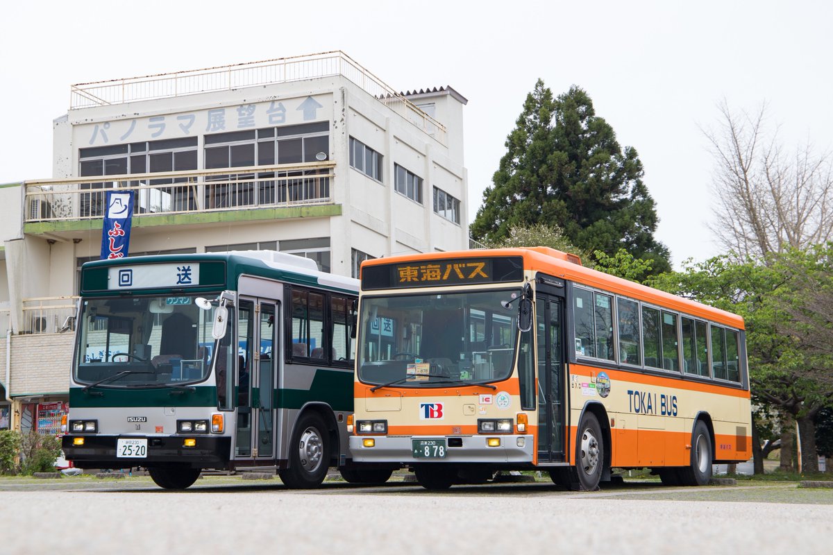 gopan701's tweet photo. 少し前になりますが東海バス 878号車での貸切
を行わせていただき、またご縁をいただき個人所有のキュービックとの併せ撮影もさせていただきました。

東海バス様、自家用車オーナー様…最後に楽しい思い出をありがとうございました🙇
#878号車駿河湾横断ツアー　
#東海バス８７８号車 https://t.co/x2kyIR0efC