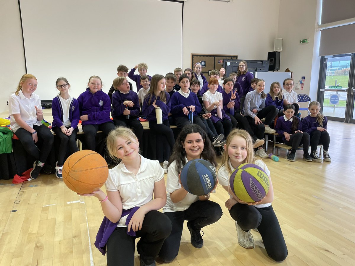 Southdale Primary School and ELC (@southdaleps) on Twitter photo Meet our newest PE teachers! Sports Leaders are teaching each class popular sports from the country they are learning about during #CultureWeek πβ½οΈππππΈπ <a href="/ActiveWL/">Active West Lothian</a> <a href="/ActiveS_Adale/">Active Schs Armadale</a> #PupilLeadership #LeadingLearning #SDskills Meet our newest PE teachers! Sports Leaders are teaching each class popular sports from the country they are learning about during #CultureWeek πβ½οΈππππΈπ <a href="/ActiveWL/">Active West Lothian</a> <a href="/ActiveS_Adale/">Active Schs Armadale</a> #PupilLeadership #LeadingLearning #SDskills