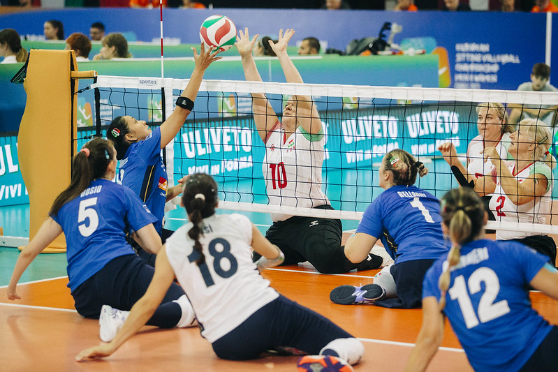 Le 12 azzurre🇮🇹 convocate per la Golden Nations League 2024 di #SittingVolley, in programma in Slovenia dal 3 al 5 maggio ➡️La news: federvolley.it/node/127955 #GNL | @ParaVolleyEU @CIPnotizie