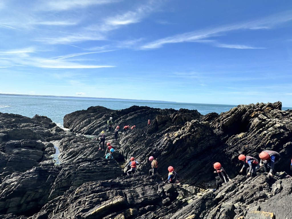LEOforestschool's tweet photo. 📸 @surfsouthwest 

Off they go! Year 5 children from @ShawleyPrimary are coasteering in Croyde.

@Kingswood_ #SCPDevon24 🌊  🪨 https://t.co/dJVPJH8Myr