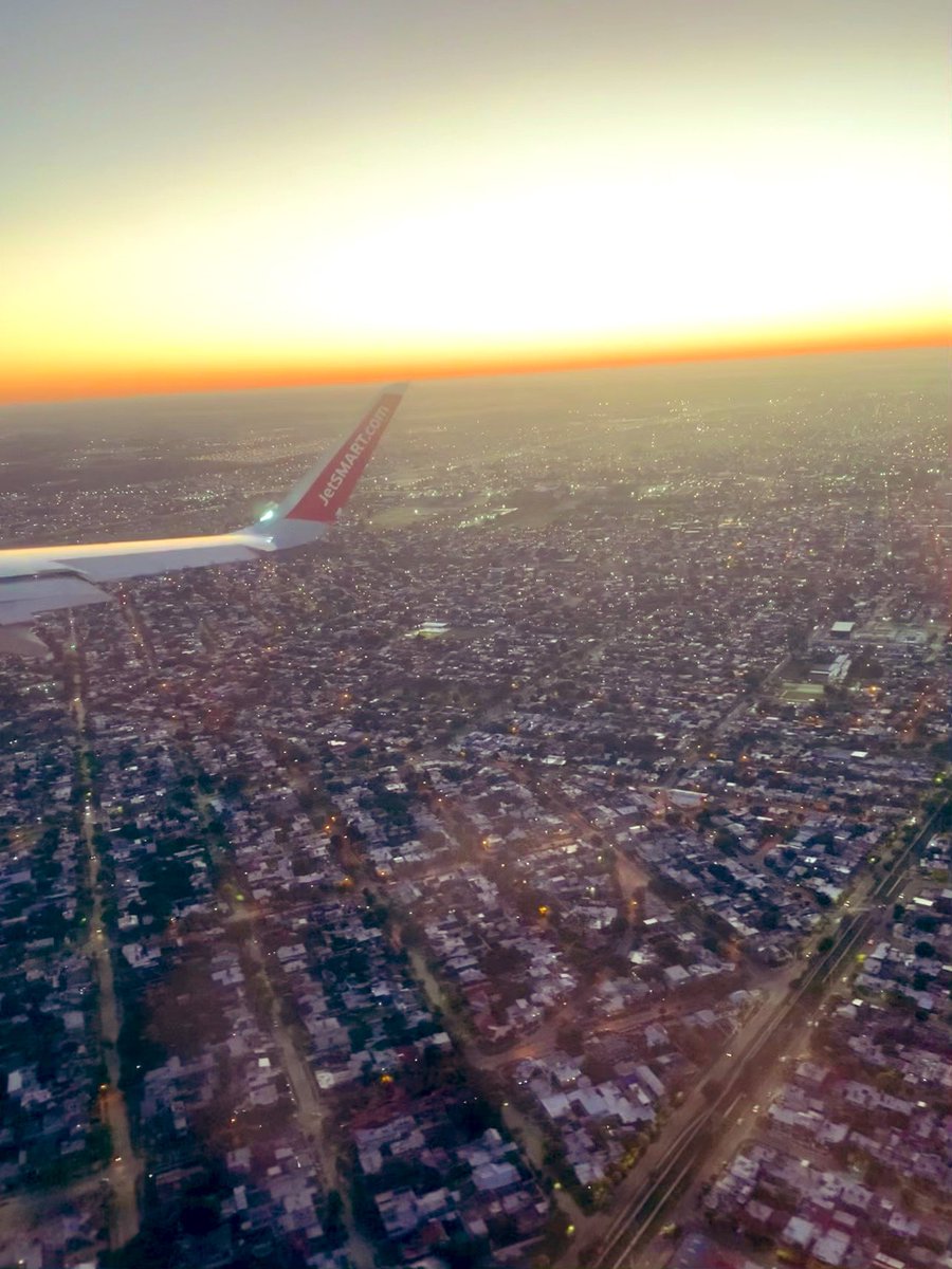 fbalsanoMD's tweet photo. Recién llegado a Cordoba para estar presente en el congreso de la @saha_hipertens, representando a @CONAREC_ORG.
Siempre es un gusto poder estar en esta gran provincia.
#Congreso #SAHA #CONAREC #Residentes #Cardiologia https://t.co/rzlU5SUZVB