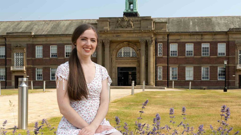 “I finished my offer holder day feeling like I know Edge Hill University completely.” Have you ever wondered what an offer holder day entails? We caught up with student-to-be Eva about her experience after she visited us this year: orlo.uk/ArH8B #DiscoverEHU