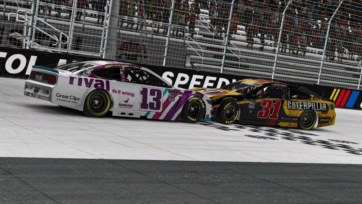 TeamTraphouseR's tweet photo. Another win for the Traphouse tonight! In dominating fashion at Bristol @Solstice_Racing, Seth Noel picks up the win! Top 11 for the three cars tonight. Green for 192 laps of 200!
Photo credits to @Cosmin_Ioanesiu 

@Freaky4Fast P1 🏆
@Cosmin_Ioanesiu P5
@Dillon_Poteet P11 https://t.co/WC2Eh8EiQr