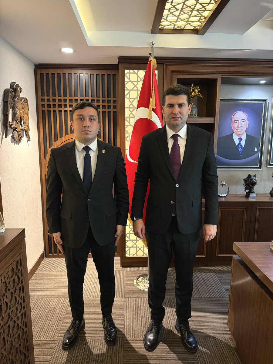 Ülkü Ocakları Genel Başkanımız Sayın Ahmet Yiğit YILDIRIM beyefendiyi ziyaret ederek emir ve talimatlarını aldık. 

Sayın Genel Başkanımıza Bursalı hemşerilerimizin selamlarını ilettik.
