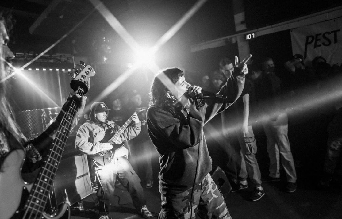 [NEWS📣] UKから一夜限りの来日公演を果たす"IMPUNITY"のLive In Japanが5/21 (火)中野MOONSTEPにて開催💣 NYはBRONX周辺の屈強なNYHC/METALの影響を現行UKHCと融合した注目のバンド🇬🇧チケットは各バンドもしくはリトリでも🎫 
IMPUNITY Live in Japan 
IMPUNITY (UK) 
DOMINATE 
SYNDIKATE 
YENFOR