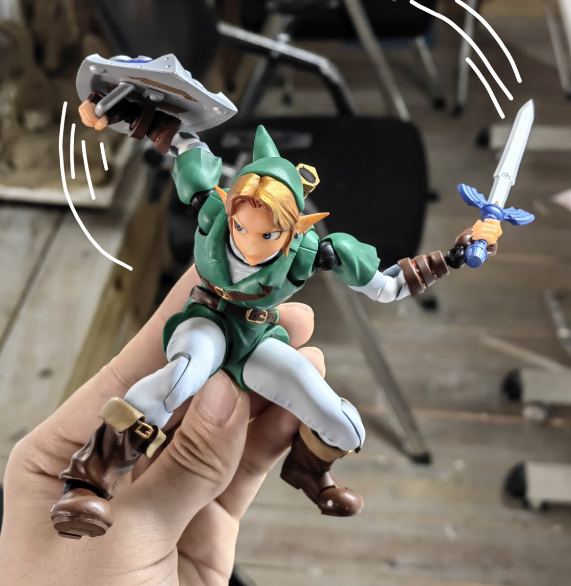 WhonCD's tweet photo. finally painted my link.face and hand parts I paint by skin color clear lacquer，the result seems satisfactory. https://t.co/NOzJXq6NWn
