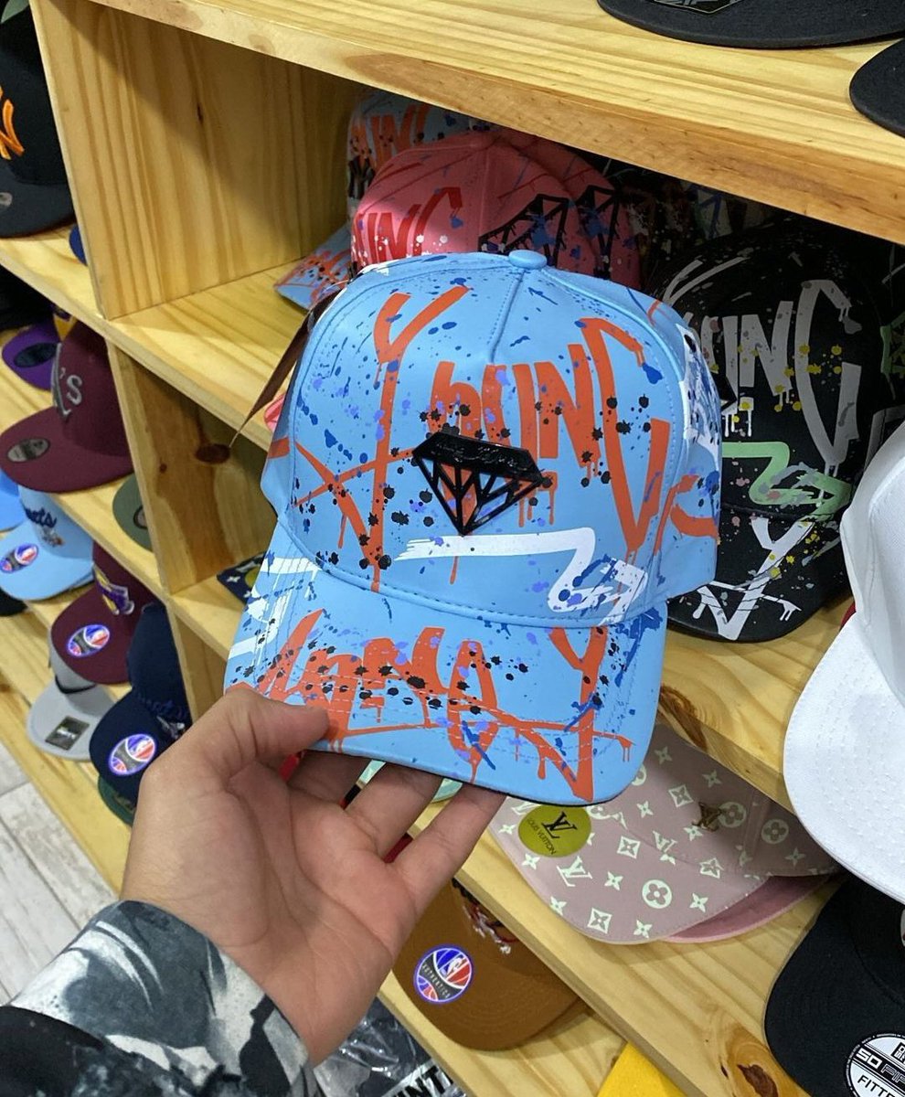 Gorras_import's tweet photo. Buen día gente les dejo los nuevos modelos que siguen entrando si tienen dudas 1166277615.
Acuérdense que estamos haciendo envíos a todo el país ✈️ https://t.co/OgeYRd0MKg