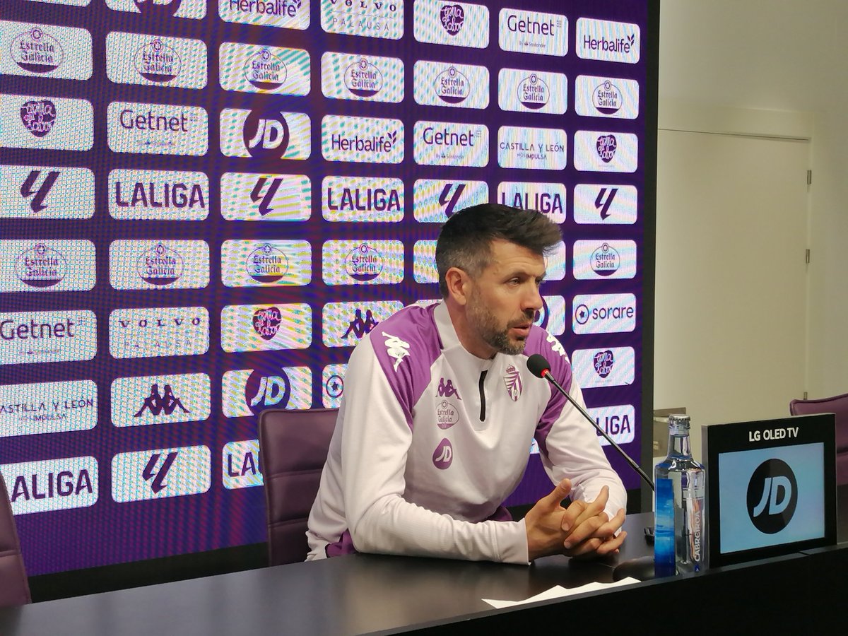 🎙️PEZZOLANO: 'Si queremos ascender directo tenemos que ganar los siete partidos que quedan. Siempre ganar el siguiente y el siguiente y el siguiente... Luego ya veremos lo que pasa y lo que hacen el resto de rivales'