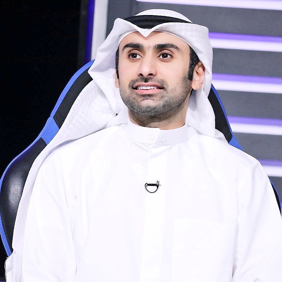 شخصية رياضية محبوبه لدى الجميع رئيس جهاز الكرة والكبتانو  السابق لنادي النصر وأحد نجوم منتخبنا الوطني الخلوق جداً فيصل دخيل العدواني .. نتمني له التوفيق ونشوفه في منصب رياضي قادم قريباً جداً ان شاء الله ( العنابي) 
🤎🤍