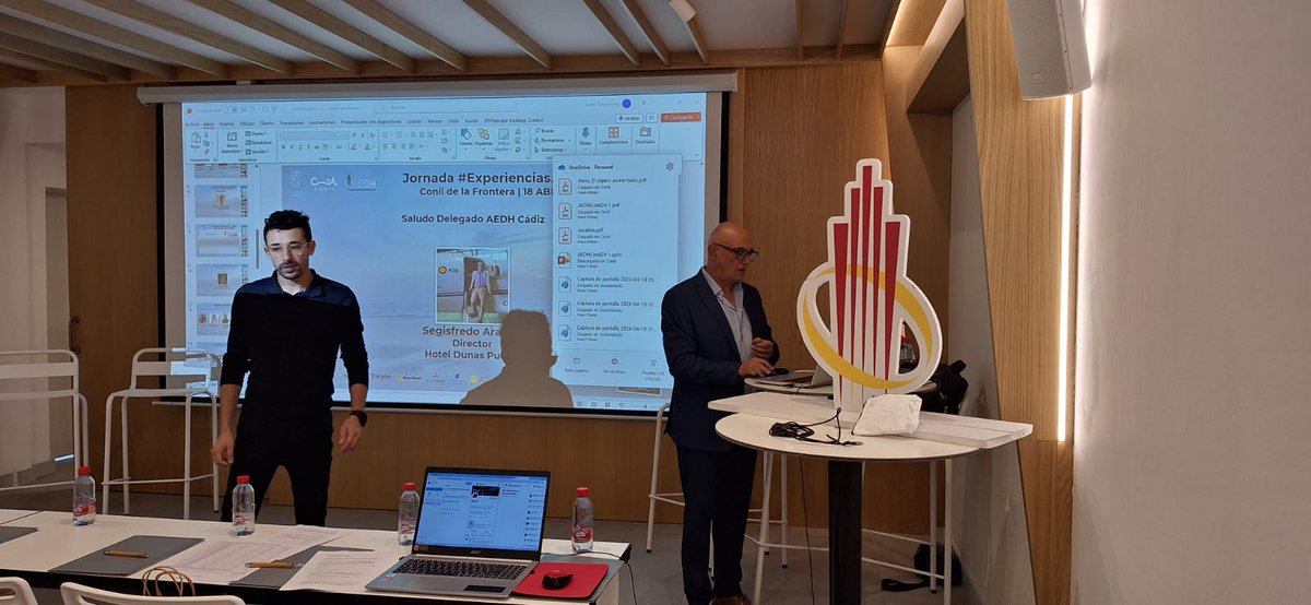 Manuel Vegas tweet media