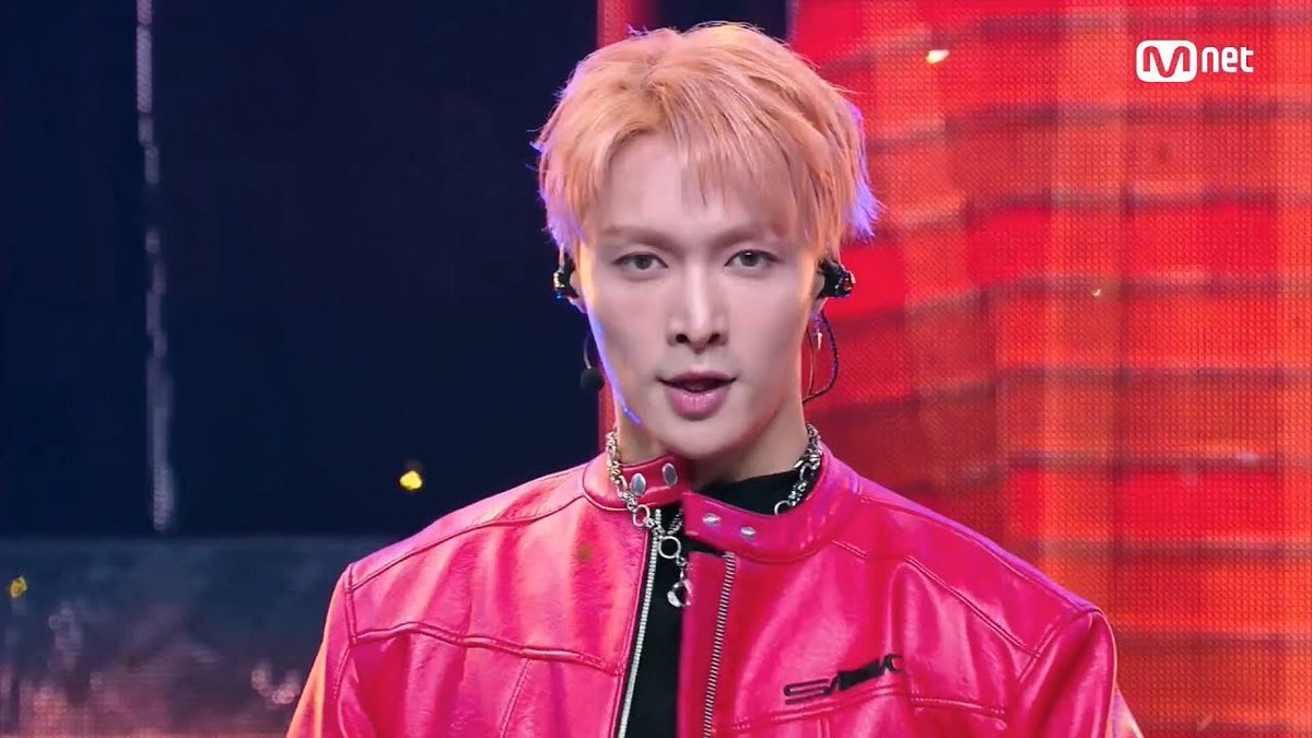 240418 MCOUNTDOWN @layzhang #LAY_Psychic #Psychic Full stage performance “Psychic (Korean version)” 👉🏻 youtu.be/O6ZHyS4OSf0?si… #LayZhang #ZhangYixing #张艺兴 #Lay #Yixing #레이 #レイ #장이씽 #อี้ชิง