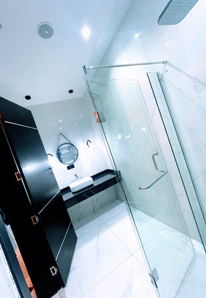 When we initially installed ceiling speakers in our bathroom, we had doubts, but our guests absolutely loved them &amp; provided fantastic feedback!

What features are most important to you when choosing a short-term rental?

#shortlethomes #alagbaka #luxury #bathroom #akure #Airbnb