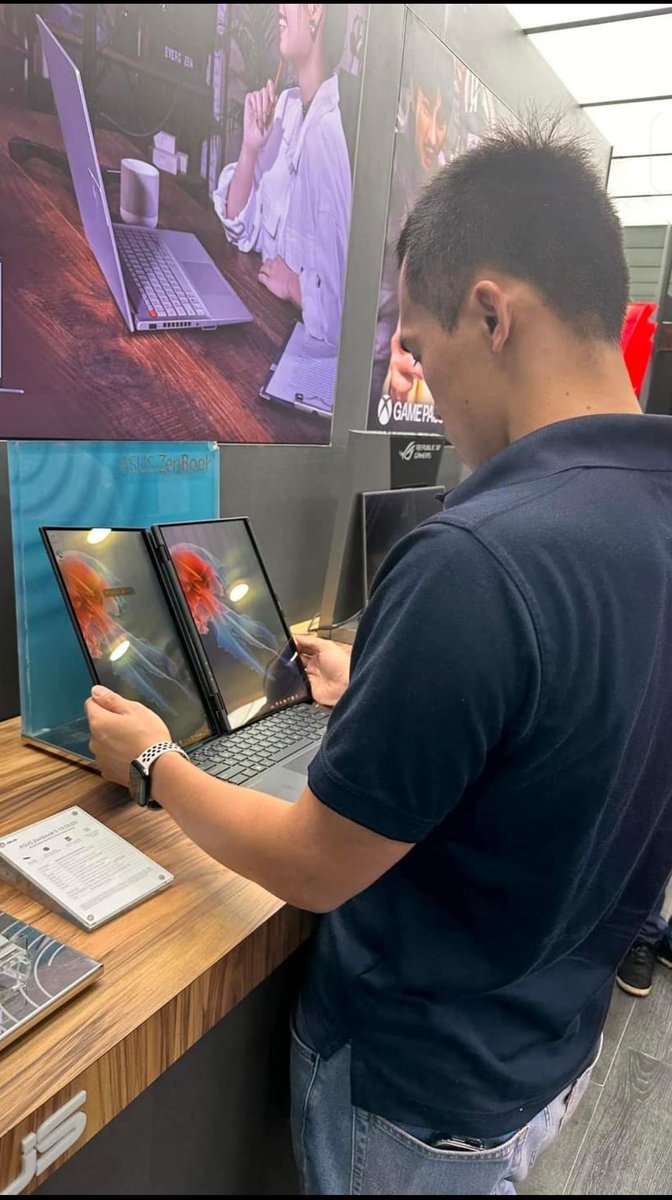 Duo more with ASUS ZenBook DUO- had some time to experience the new ZenBook DUO- Available in India - #letsDuoIt <a href="/ASUSIndia/">ASUS India</a>