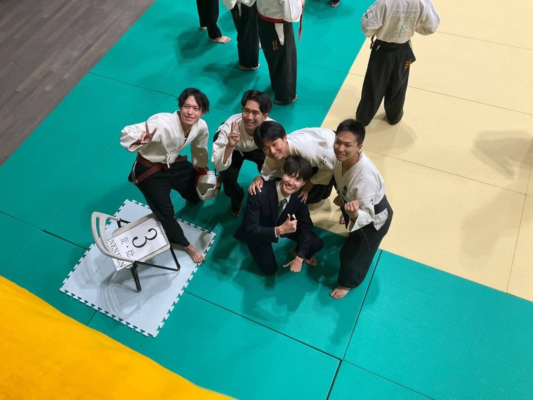 tokaiyotaido's tweet image. こんにちは！
躰道部では練習のある月・水・金曜日にいつでも体験・見学大歓迎！

時間
月・金19時〜（清水第一中学校）
水17時〜（大学柔道場）

気軽に連絡下さい！！
部員一同お待ちしてます！✨

#東海大学
#東海大
#静岡キャンパス
#海洋学部
#人文学部