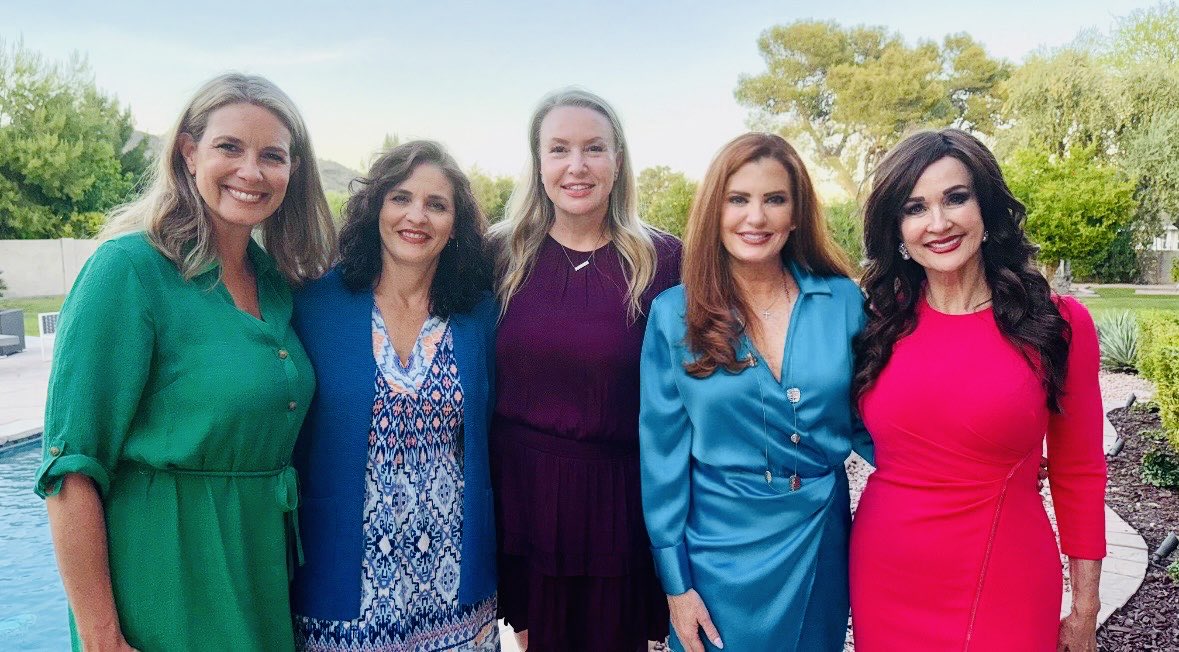 What a great time with Maria Syms, Carine Werner and some of the strongest and best women I know!🇺🇸 Go team Arizona and ⁦@pamelacarter888⁩ ⁦@WernerforAZ⁩ PamelaCarter.com