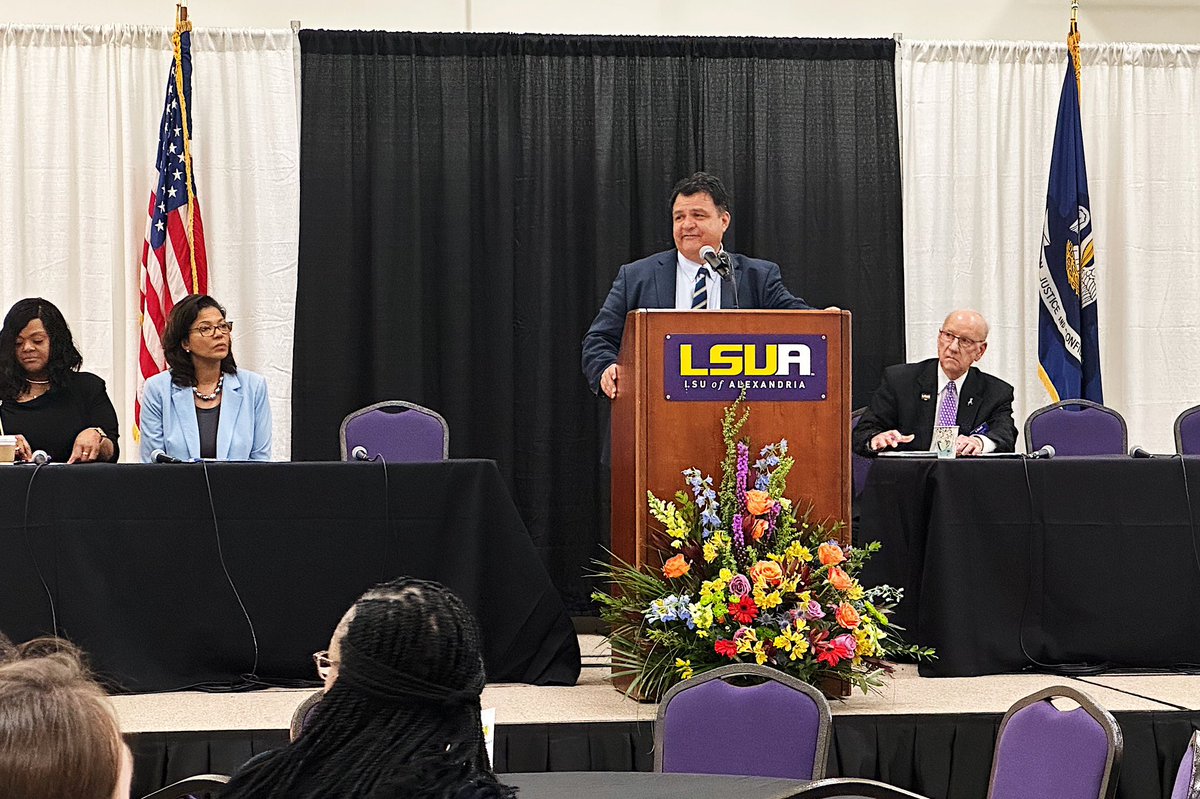 mistymac's tweet photo. Excited to be at this year’s #CLCU Conference at @LSUAlexandria.

Great hearing from @jimmysawtelle, @coreil_paul, and @KimHunterReed this morning. https://t.co/B0sdmbG9xV