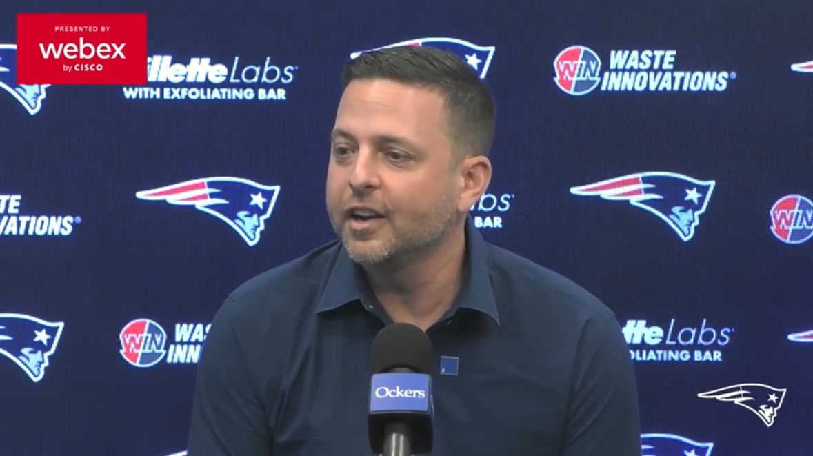.@Patriots  Pressconference LIVE  

Eliot Wolf said in the press conference that the @Patriots are open when it comes to up & down trading. 

#rtlnfl #NFLTwitter #NFL #NFLDraft #Prospects #PressConference  #PatsNation🇩🇪 #ForeverNE #PatriotsFootball #Patriots #ENDZN @Patriots