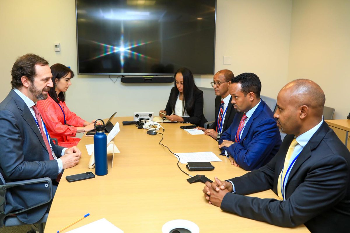 the World Bank’s VP for IDA Akihiko Nishio, as well as Executive Directors at the IMF and WB. The two sides exchanged on Ethiopia’s economic situation, prospects, and ongoing macroeconomic reforms critical for restoring macro-fiscal stability, growth, and jobs,.....3/6