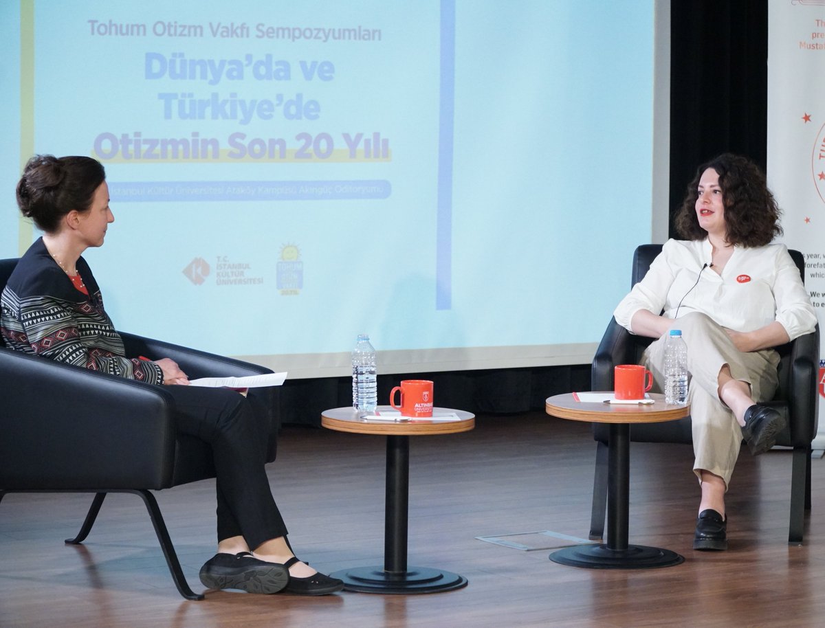 AltinbasSoc's tweet photo. Bu  hafta Çarşamba Buluşmaları'nda Tohum Otizm Vakfı'ndan Dr. Nursinem  Şirin'i ağırladık. Bölümümüz öğretim üyelerinden Dr. Berna Ekal'ın  moderatörlüğünü üstlendiği "Ne Kadar Biliyoruz? Otizm Spektrum  Bozukluğu" başlıklı söyleşide Türkiye'de otizm farkındalığını ve ++ https://t.co/Ov50lR6PtN