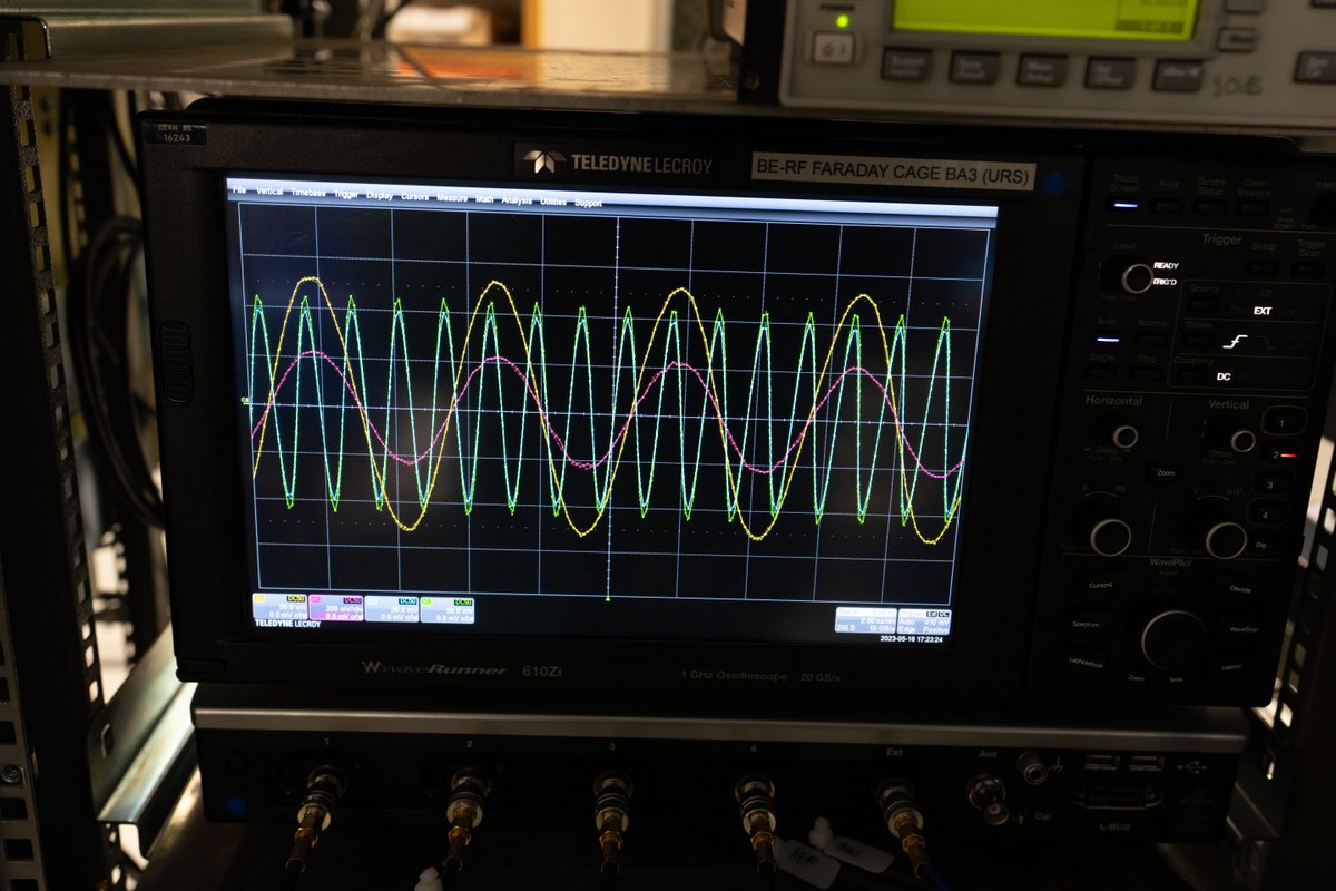 #Quantum innovations ⚛️

White Rabbit is a technology developed at CERN to synchronise devices in the accelerators down to sub-nanoseconds, and solve the challenge of establishing a common notion of time across a network.

Join us today 18 April, 19:30 CEST, to learn more about