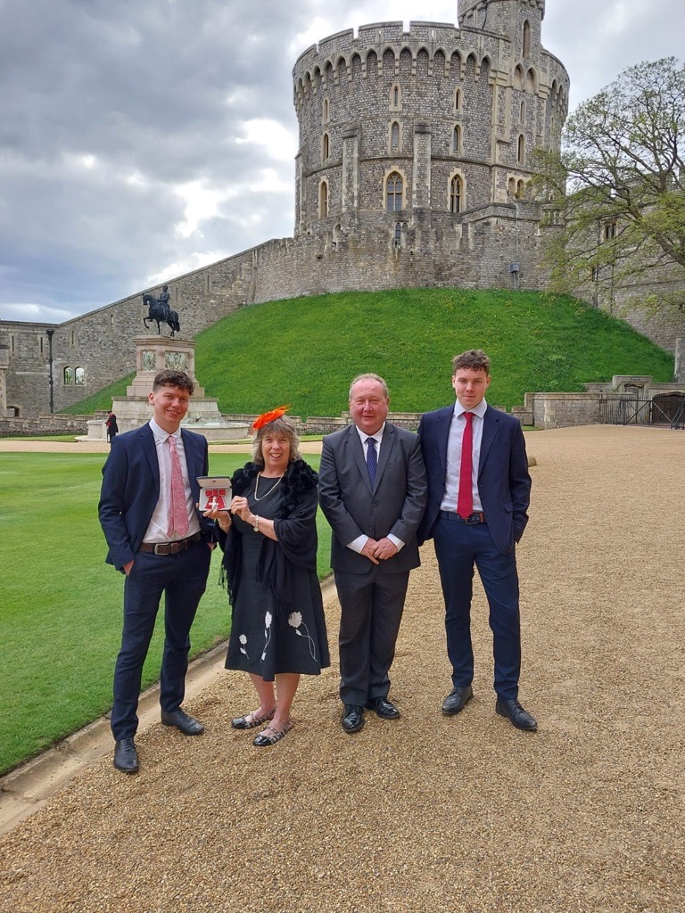 Another huge congratulations to Lynda Bennett, who was presented with her MBE yesterday! 

Thoroughly deserved👏👏👏