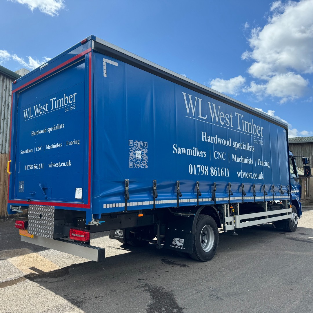 WLWESTSONS's tweet image. 🚛Our brand new lorry -  fresh on the road today! 
😀Providing a personal delivery service to our customers across the South East.
Contact us for all your hardwood needs - email: sales@wlwest.co.uk or call: 01798 861611
#lorry #sawmill #timber #CNC