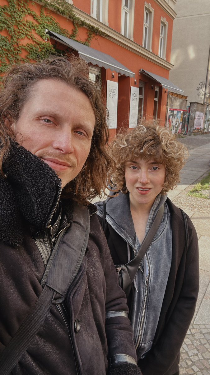 Music degens in Berlin <a href="/vincentlittleht/">Vincent Littlehat</a>