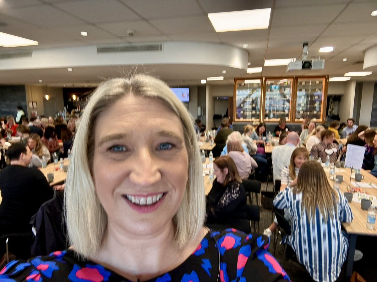 Excited to be back in beautiful Wales today, to work with my fellow Celts @WelshGovernment Cafcass Cymru. Todays agenda? All things talking! As the daughter of a social worker, I am honored to share some impactful speaking tools today. Ty for the invite!